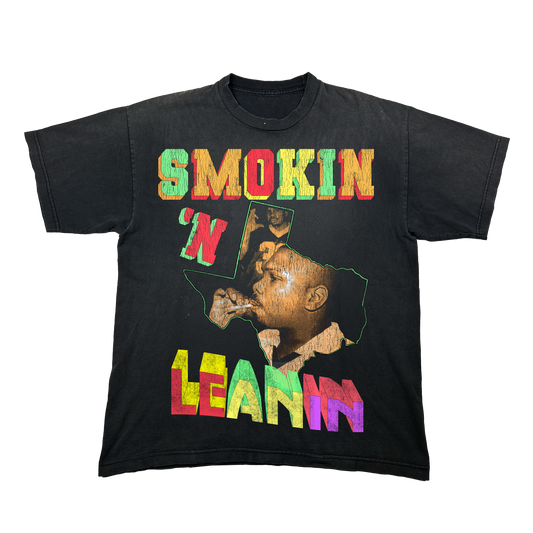 SMOKIN 'N LEANIN TEE